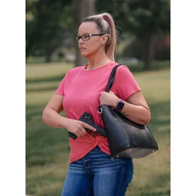 Jessie & James Austin concealed carry bag